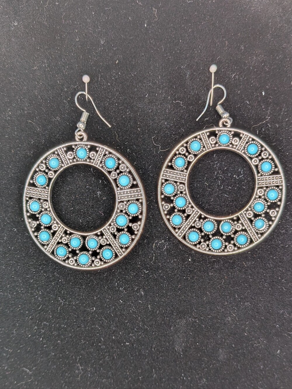 Southwestern Faux Turquoise Silver Tone Circle Hoop Drop Earrings Boho